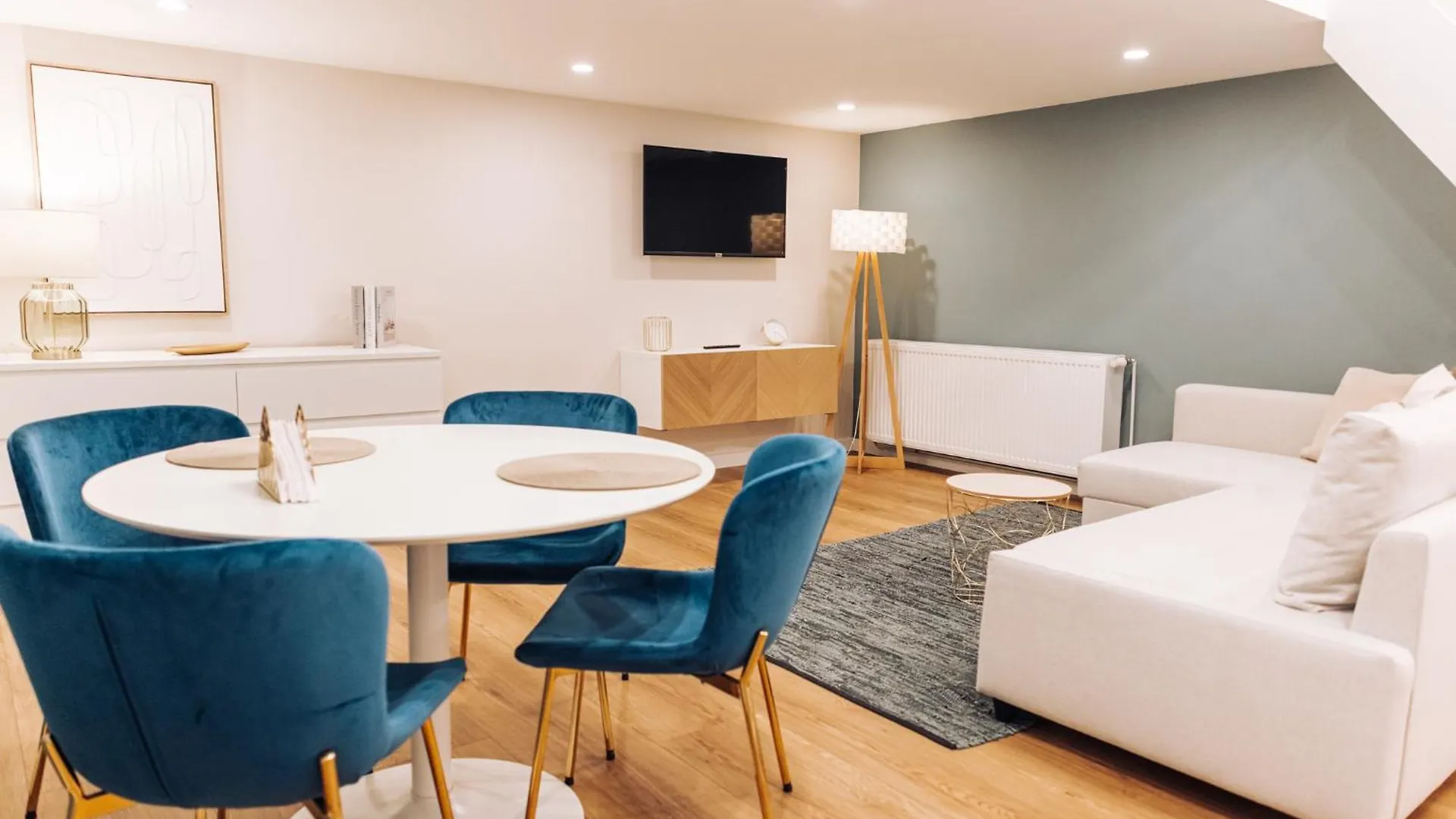 Comfy Designer Apartment In Ruin Pub District Budapest